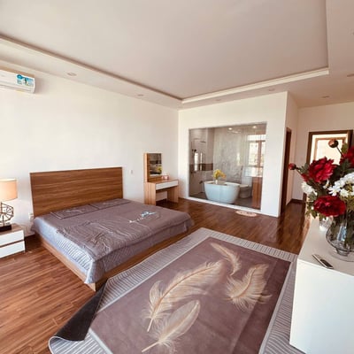 Miete eines geräumigen 4-stöckigen Hauses, Stadtteil Hoa Xuan, Da Nang, Vietnam